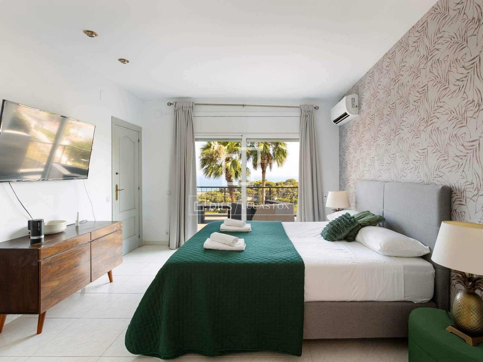 6 chambre Villa/Maison à vendre à Premia de Dalt avec piscine garage - 990 000 € (Ref: 9961601)
