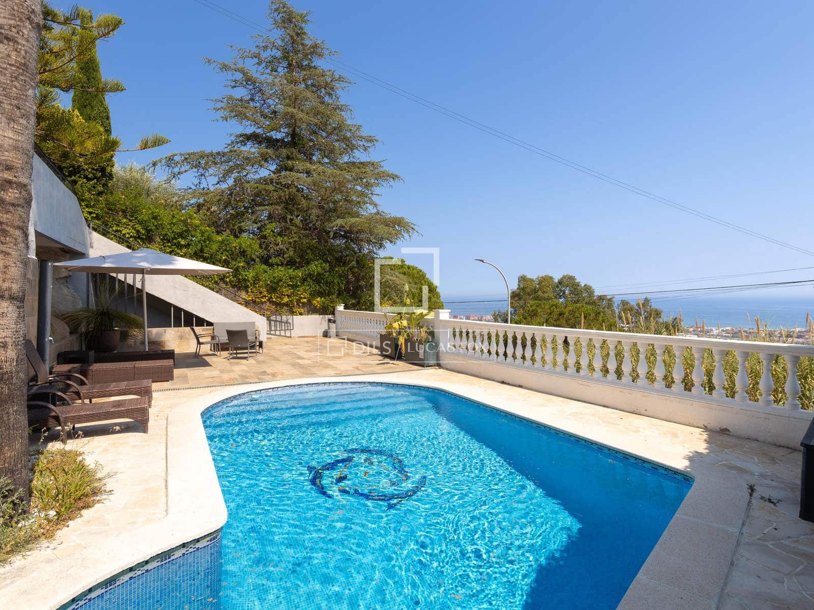 6 chambre Villa/Maison à vendre à Premia de Dalt avec piscine garage - 990 000 € (Ref: 9961601)