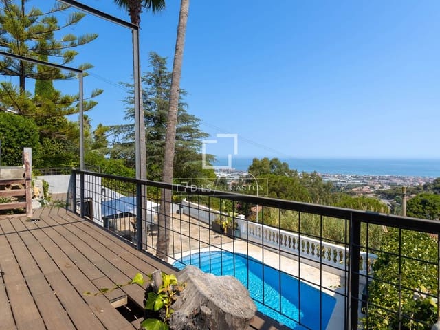 6 chambre Villa/Maison à vendre à Premià de Dalt avec piscine garage - 990 000 € (Ref: 9961601)