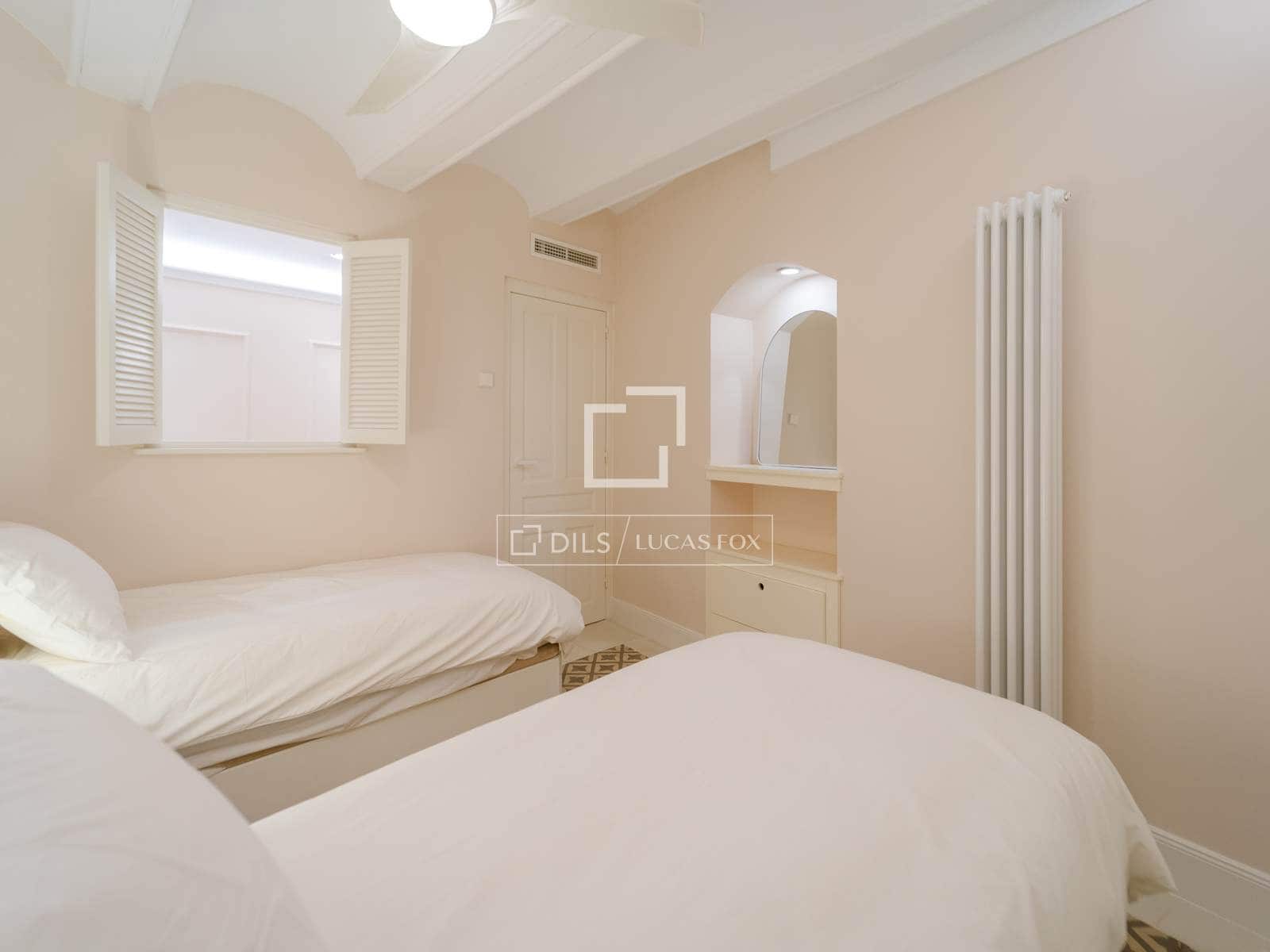 3 bedroom Apartment for rent in Valencia city - € 3,500 (Ref: 9961602)