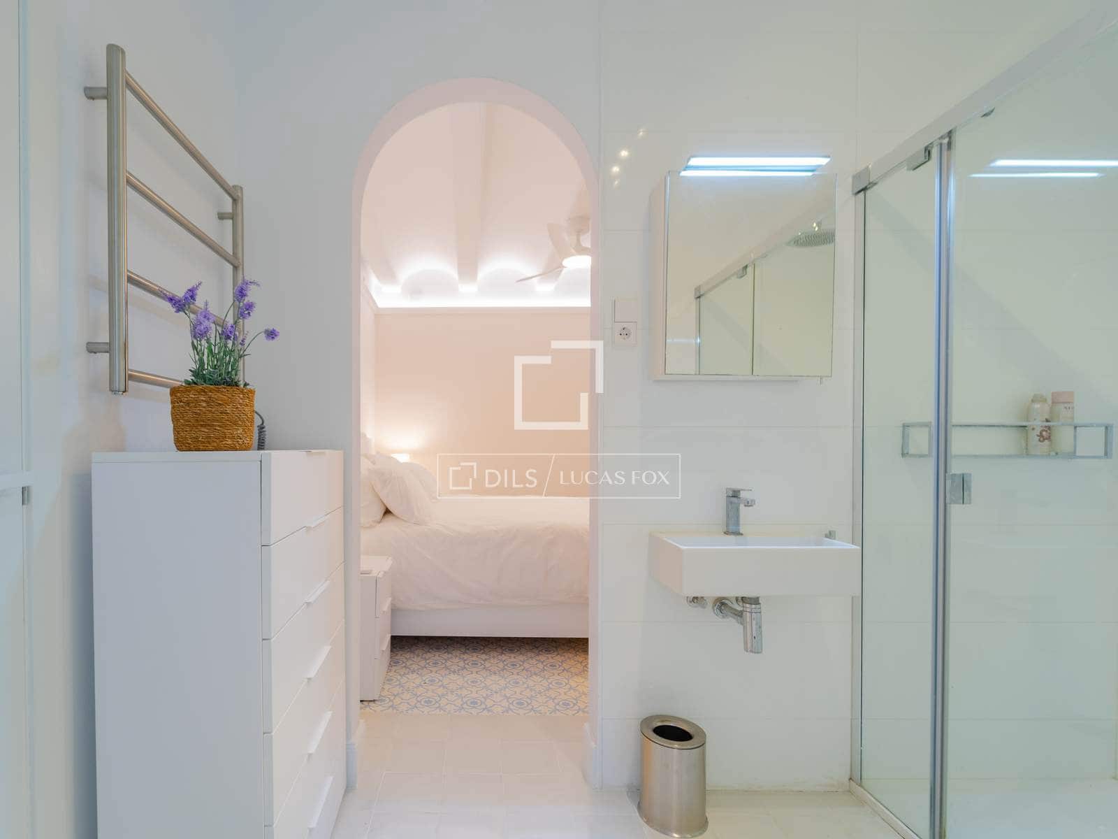 3 bedroom Apartment for rent in Valencia city - € 3,500 (Ref: 9961602)