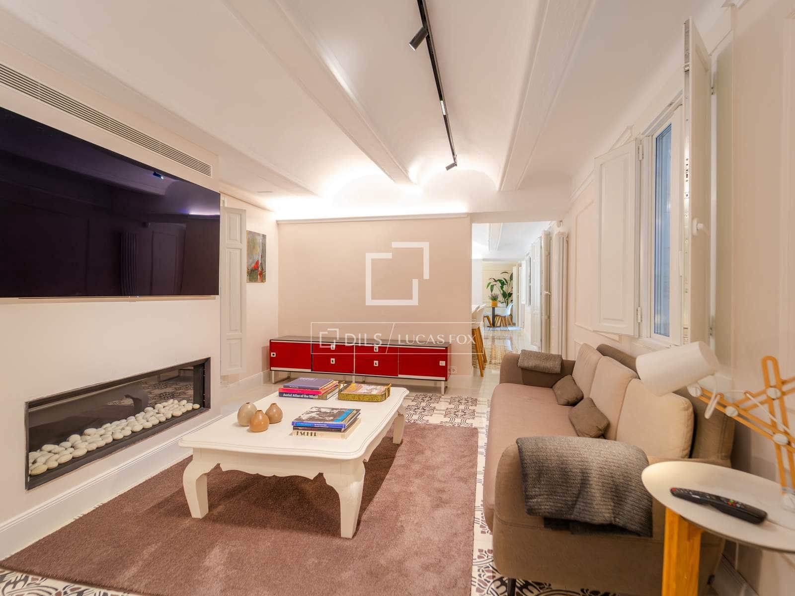 3 bedroom Apartment for rent in Valencia city - € 3,500 (Ref: 9961602)