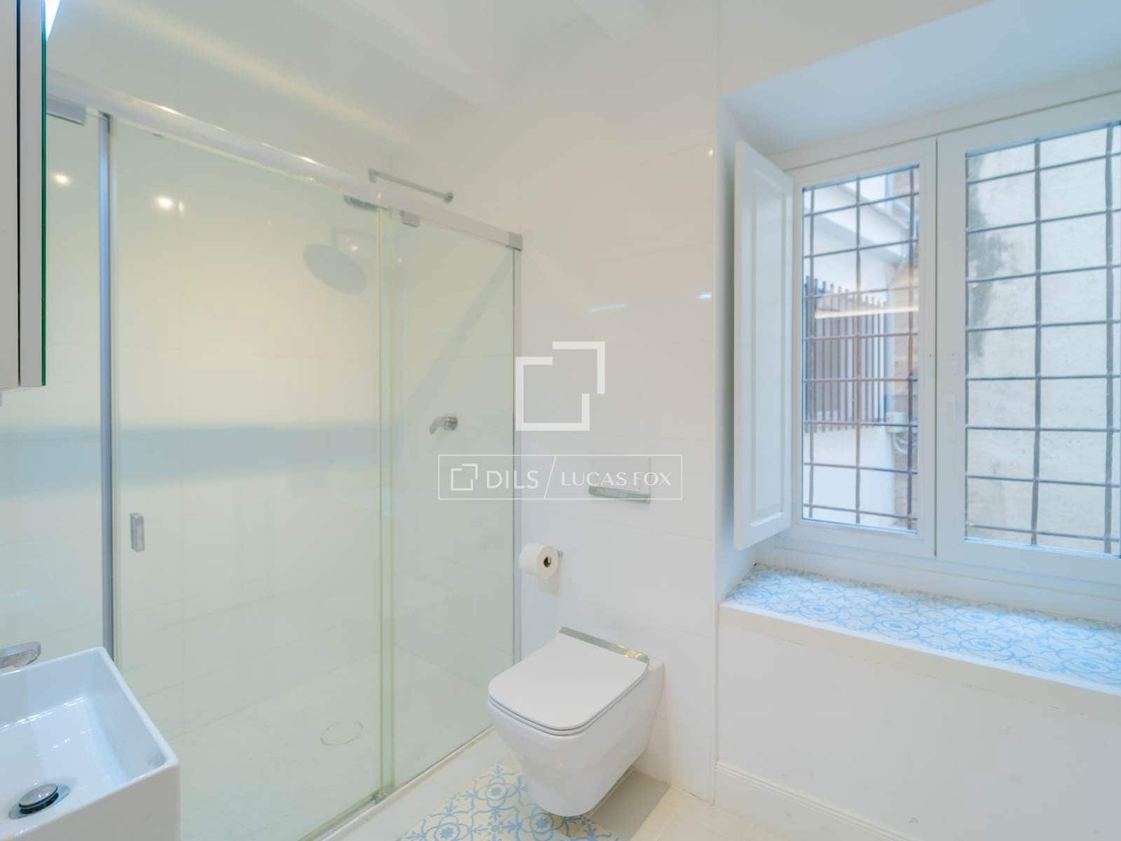 3 bedroom Apartment for rent in Valencia city - € 3,500 (Ref: 9961602)