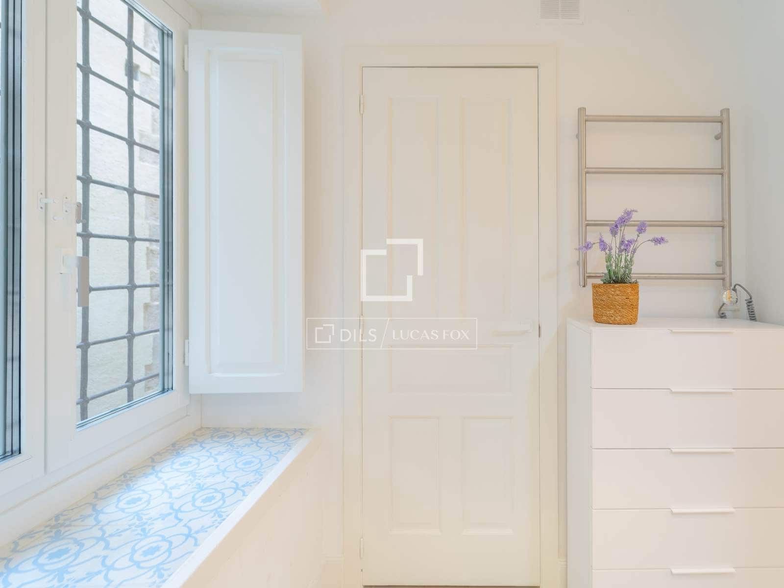 3 bedroom Apartment for rent in Valencia city - € 3,500 (Ref: 9961602)