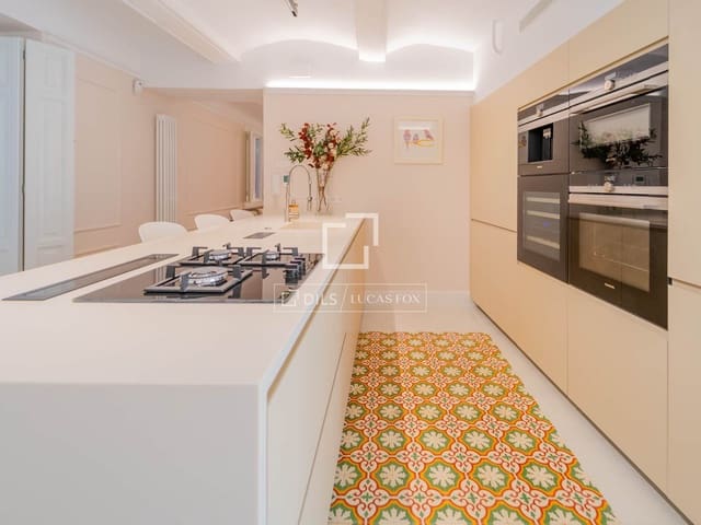 3 bedroom Apartment for rent in Valencia city - € 3,500 (Ref: 9961602)