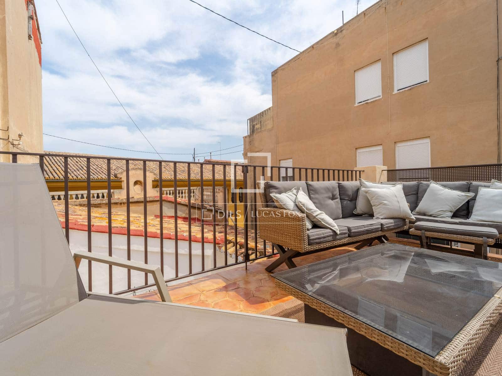 3 bedroom Apartment for rent in Valencia city - € 3,500 (Ref: 9961602)