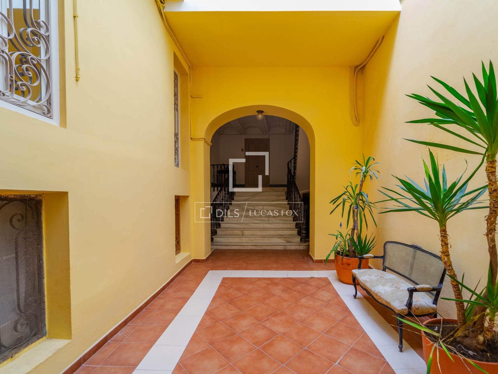 3 bedroom Apartment for rent in Valencia city - € 3,500 (Ref: 9961602)