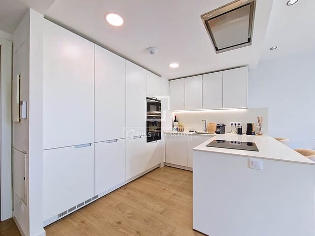 2 quarto Apartamento para venda em Vilanova i la Geltrú com piscina - 480 000 € (Ref: 9961603)