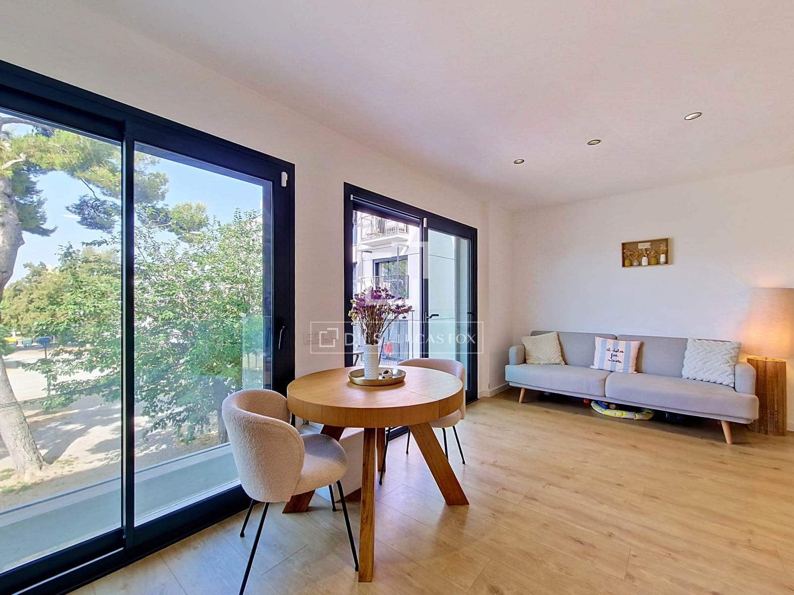 2 quarto Apartamento para venda em Vilanova i la Geltru com piscina - 480 000 € (Ref: 9961603)