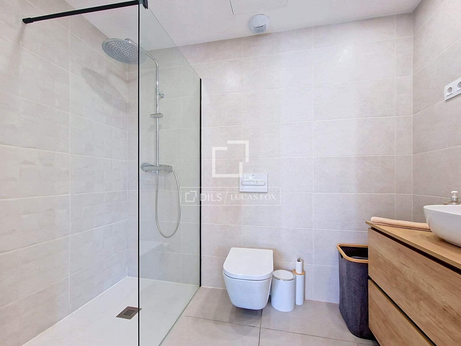 2 quarto Apartamento para venda em Vilanova i la Geltru com piscina - 480 000 € (Ref: 9961603)