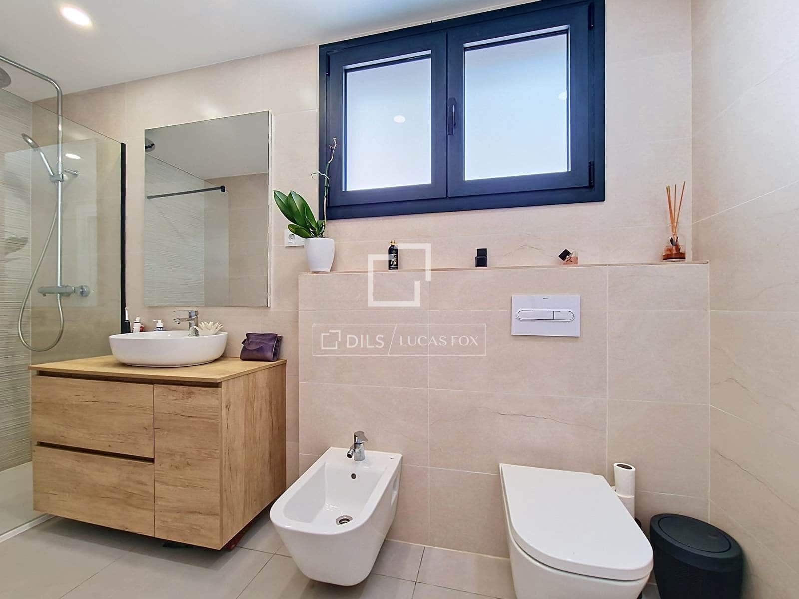 2 quarto Apartamento para venda em Vilanova i la Geltru com piscina - 480 000 € (Ref: 9961603)