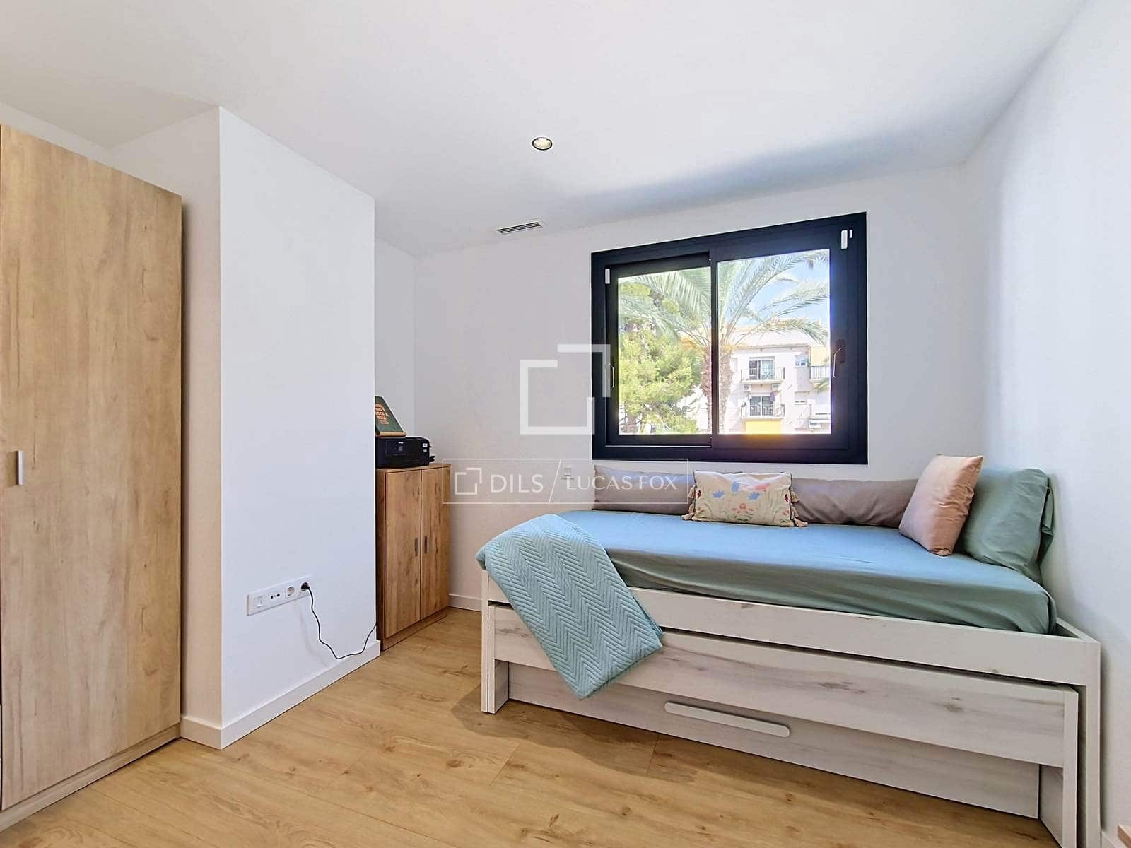 2 quarto Apartamento para venda em Vilanova i la Geltru com piscina - 480 000 € (Ref: 9961603)