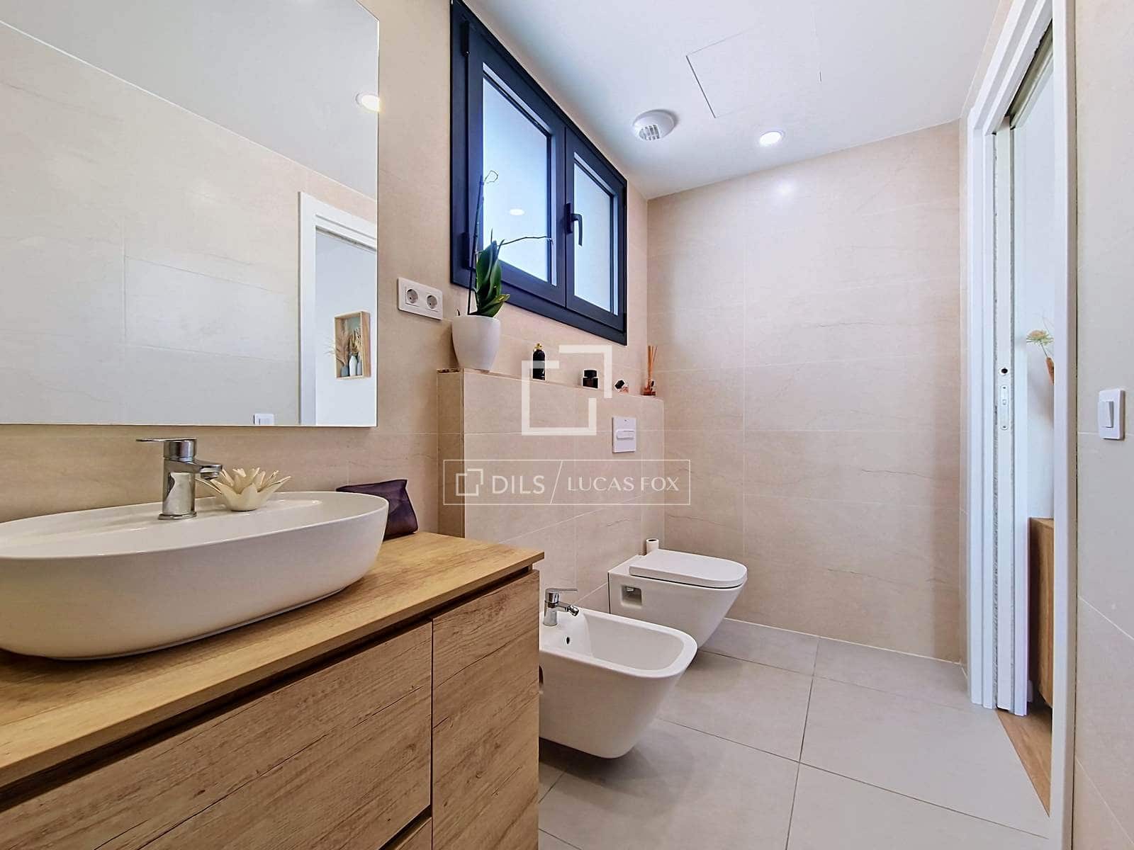 2 quarto Apartamento para venda em Vilanova i la Geltru com piscina - 480 000 € (Ref: 9961603)