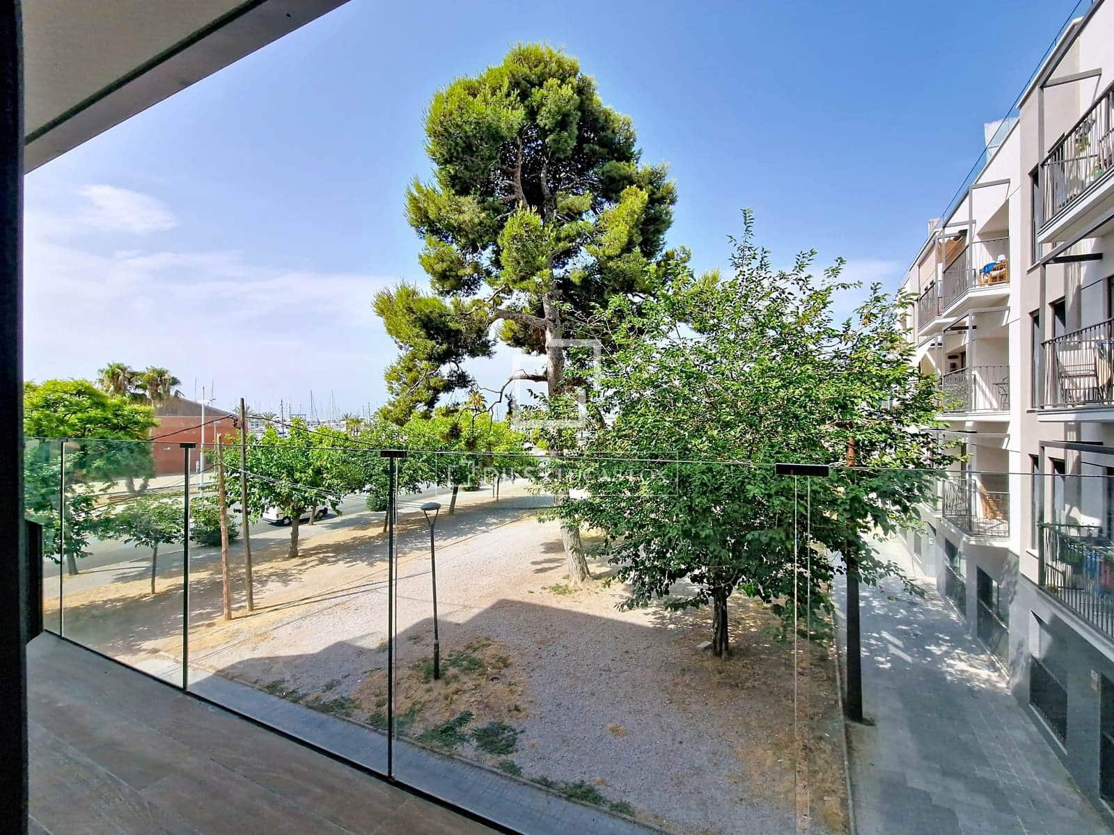 2 quarto Apartamento para venda em Vilanova i la Geltru com piscina - 480 000 € (Ref: 9961603)