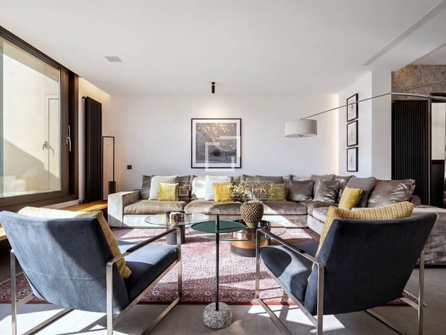 2 soveværelse Lejlighed til leje i Barcelona by - € 12.000 (Ref: 9961701)