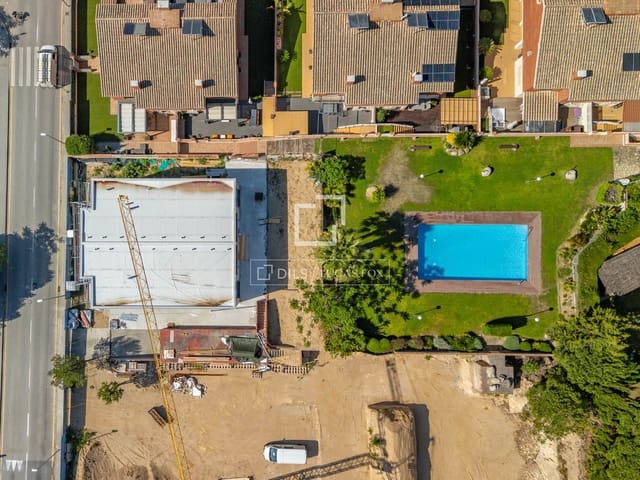 3 quarto Moradia para venda em Lloret de Mar com piscina garagem - 830 000 € (Ref: 9961703)