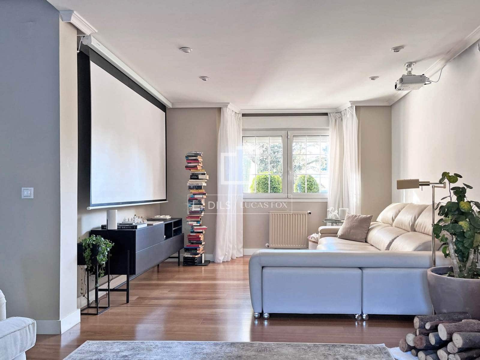 7 slaapkamer Villa te koop in Majadahonda met zwembad garage - € 1.490.000 (Ref: 9961839)