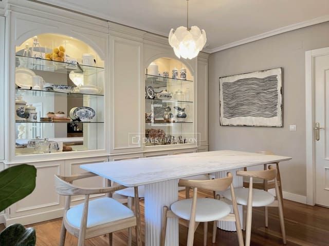 7 slaapkamer Villa te koop in Majadahonda met zwembad garage - € 1.490.000 (Ref: 9961839)