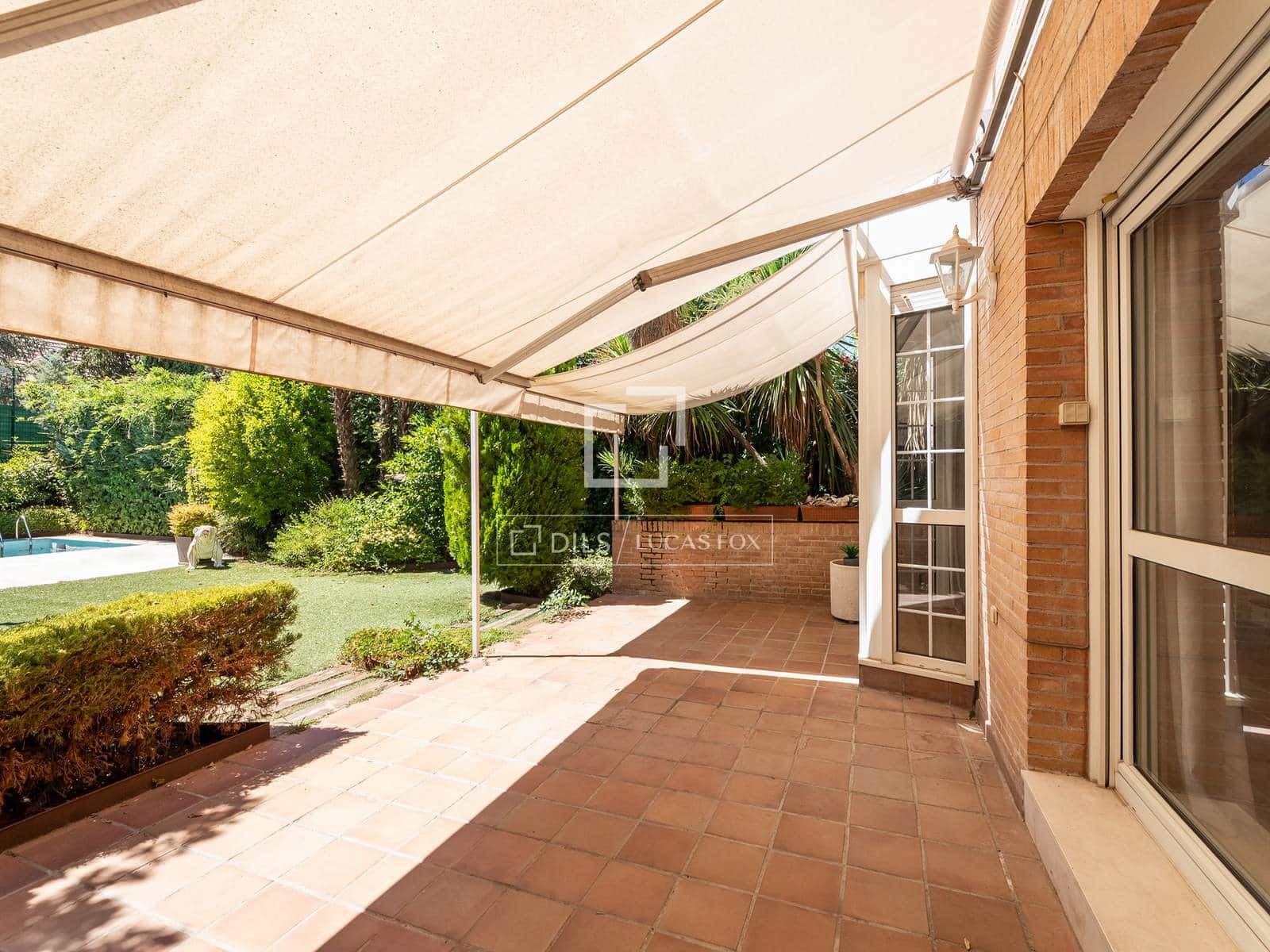 7 bedroom Villa for sale in Majadahonda with pool garage - € 1,490,000 (Ref: 9961839)