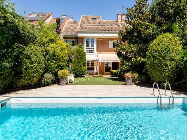 7 soveværelse Villa til salg i Majadahonda med swimmingpool garage - € 1.490.000 (Ref: 9961839)