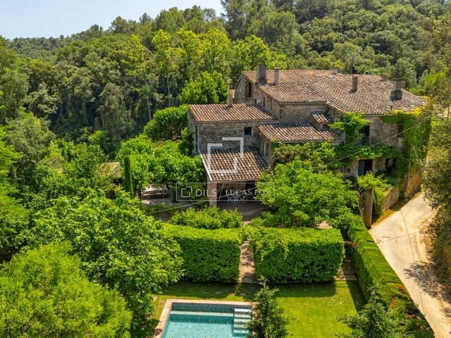 5 slaapkamer Finca/Landhuis te koop in Madremanya met zwembad - € 990.000 (Ref: 9964131)