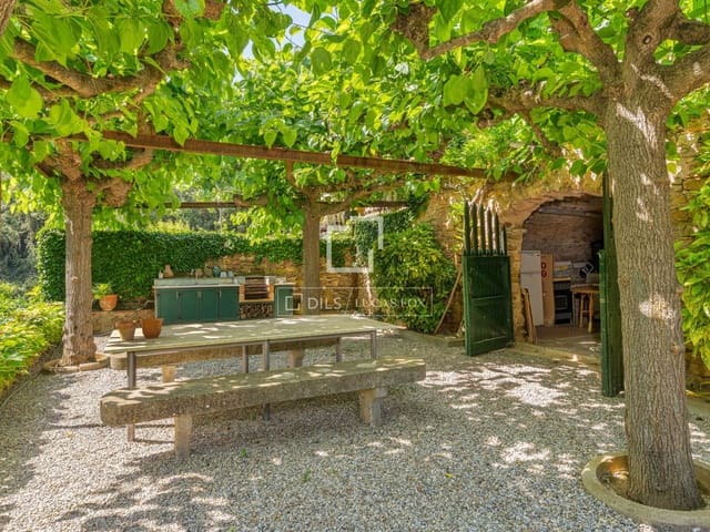 5 slaapkamer Finca/Landhuis te koop in Madremanya met zwembad - € 990.000 (Ref: 9964131)