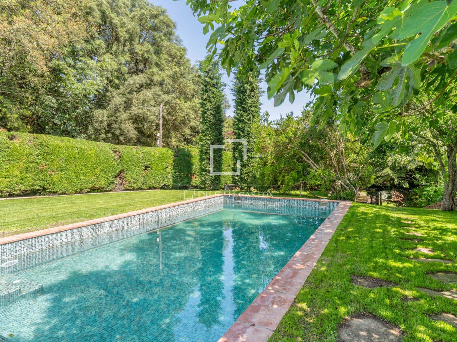 5 chambre Finca/Maison de Campagne à vendre à Madremanya avec piscine - 990 000 € (Ref: 9964131)