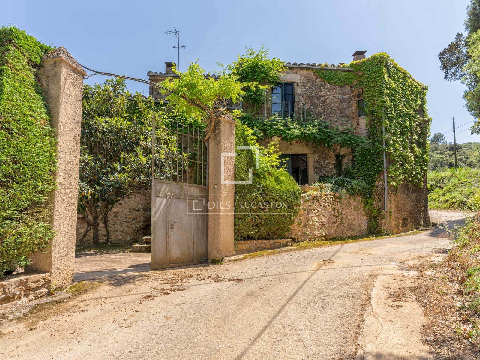 5 chambre Finca/Maison de Campagne à vendre à Madremanya avec piscine - 990 000 € (Ref: 9964131)