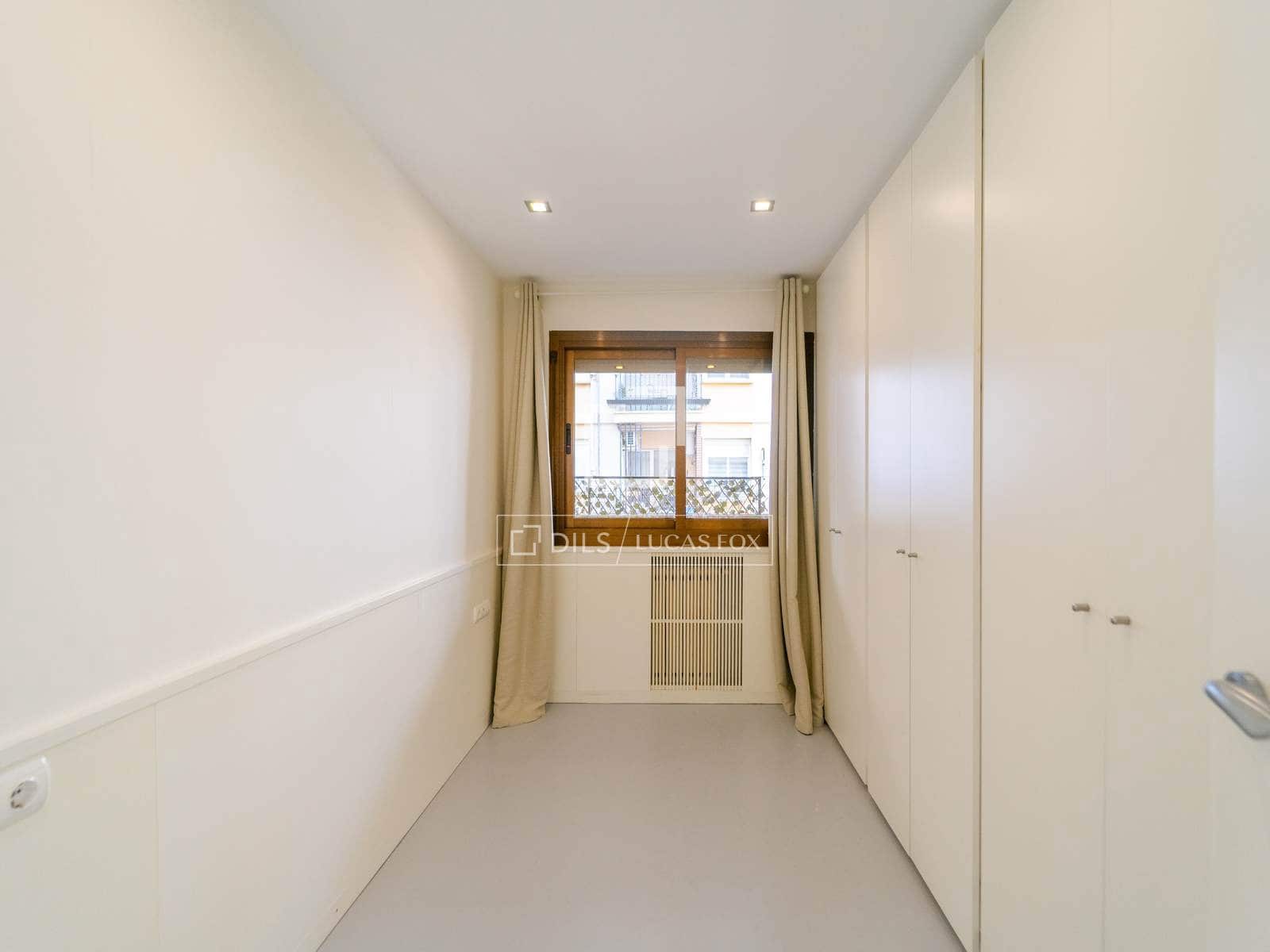 3 bedroom Apartment for rent in Valencia city with garage - € 2,000 (Ref: 9964133)