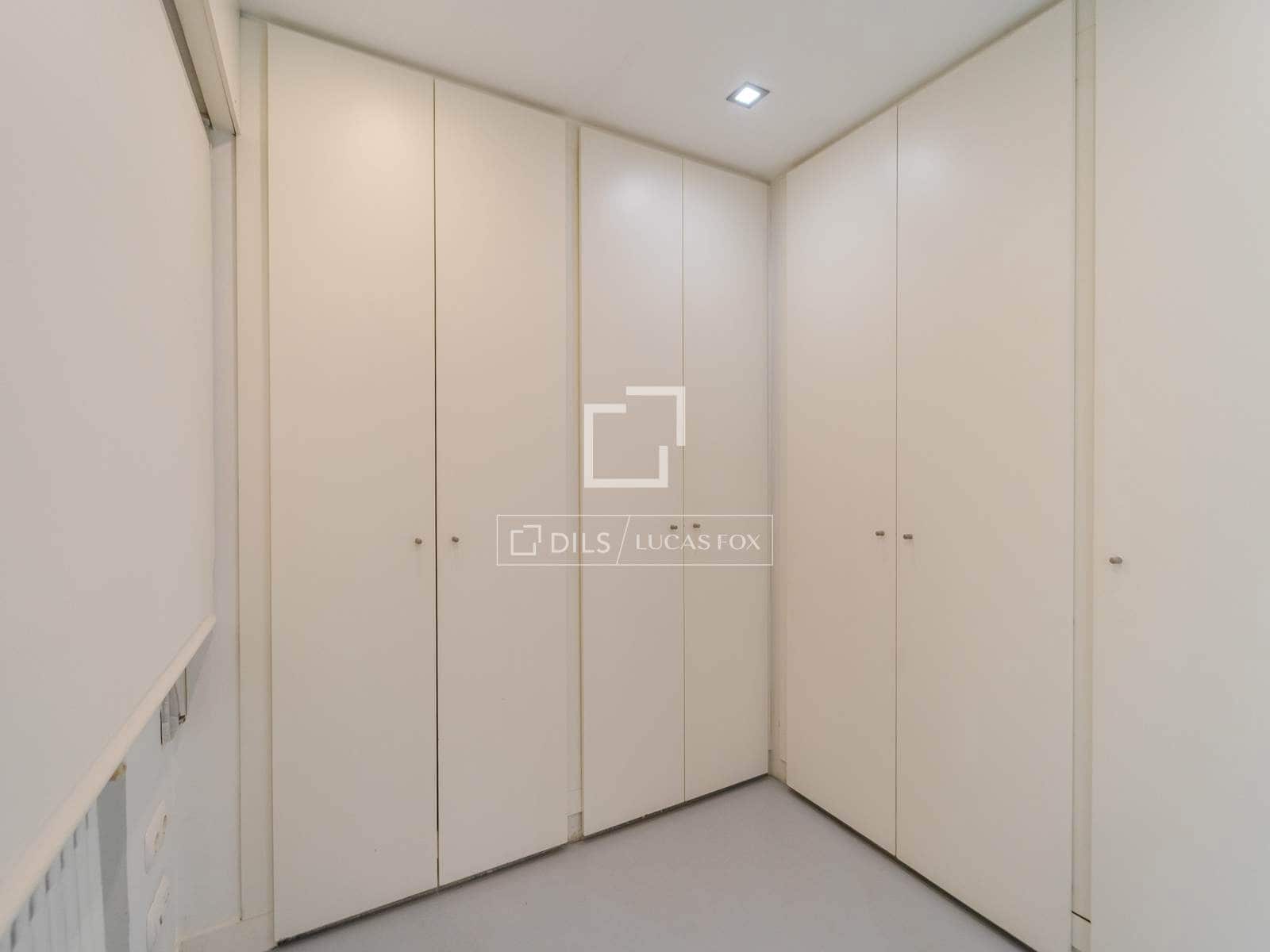 3 bedroom Apartment for rent in Valencia city with garage - € 2,000 (Ref: 9964133)