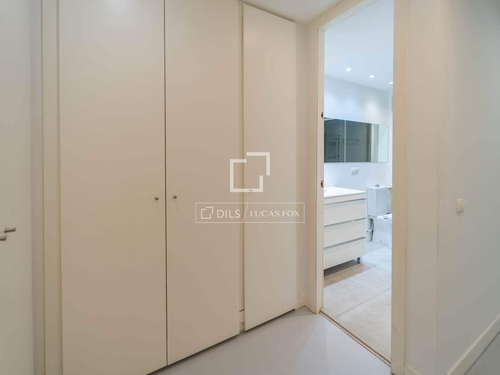 3 bedroom Apartment for rent in Valencia city with garage - € 2,000 (Ref: 9964133)