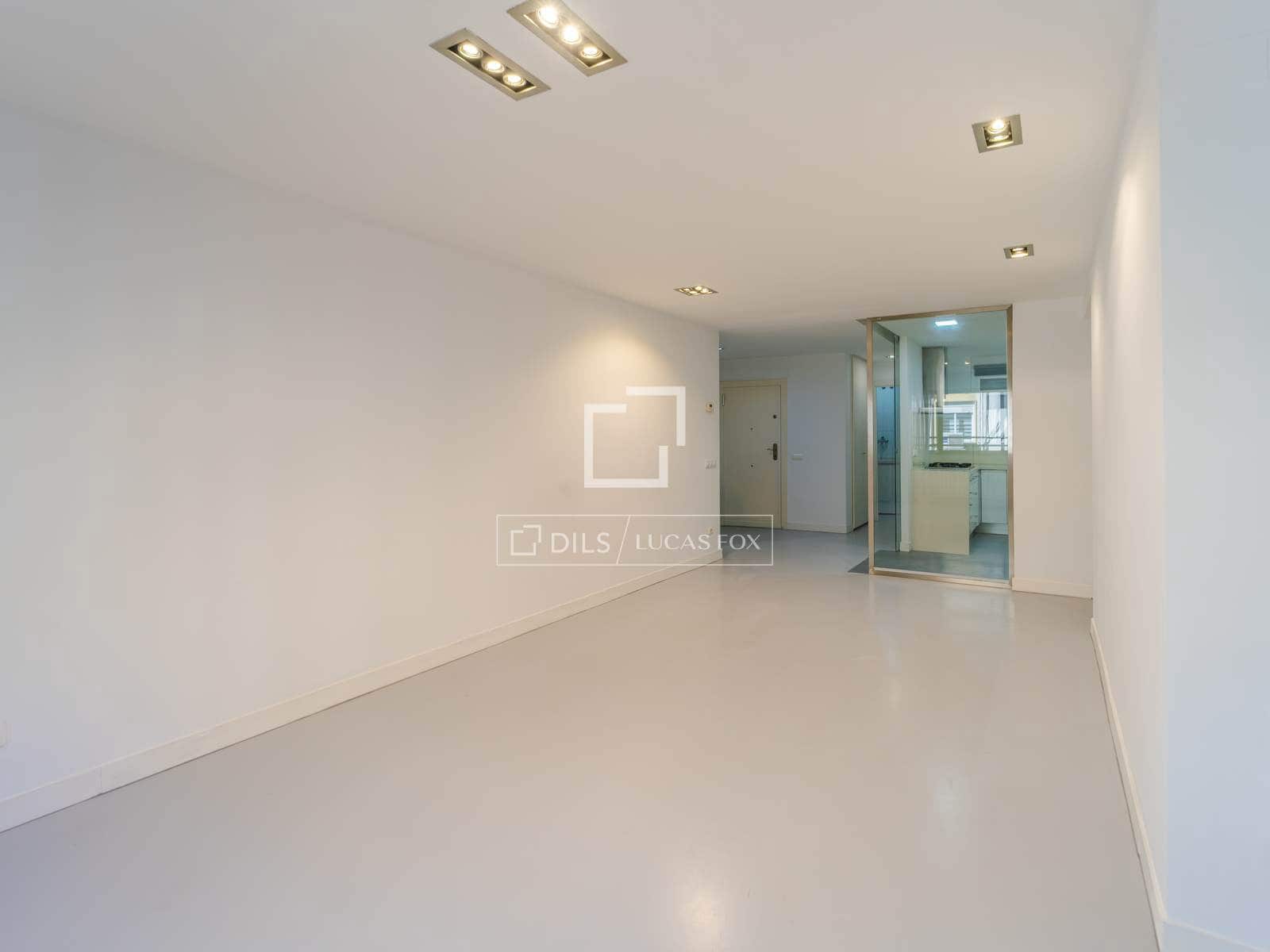 3 bedroom Apartment for rent in Valencia city with garage - € 2,000 (Ref: 9964133)
