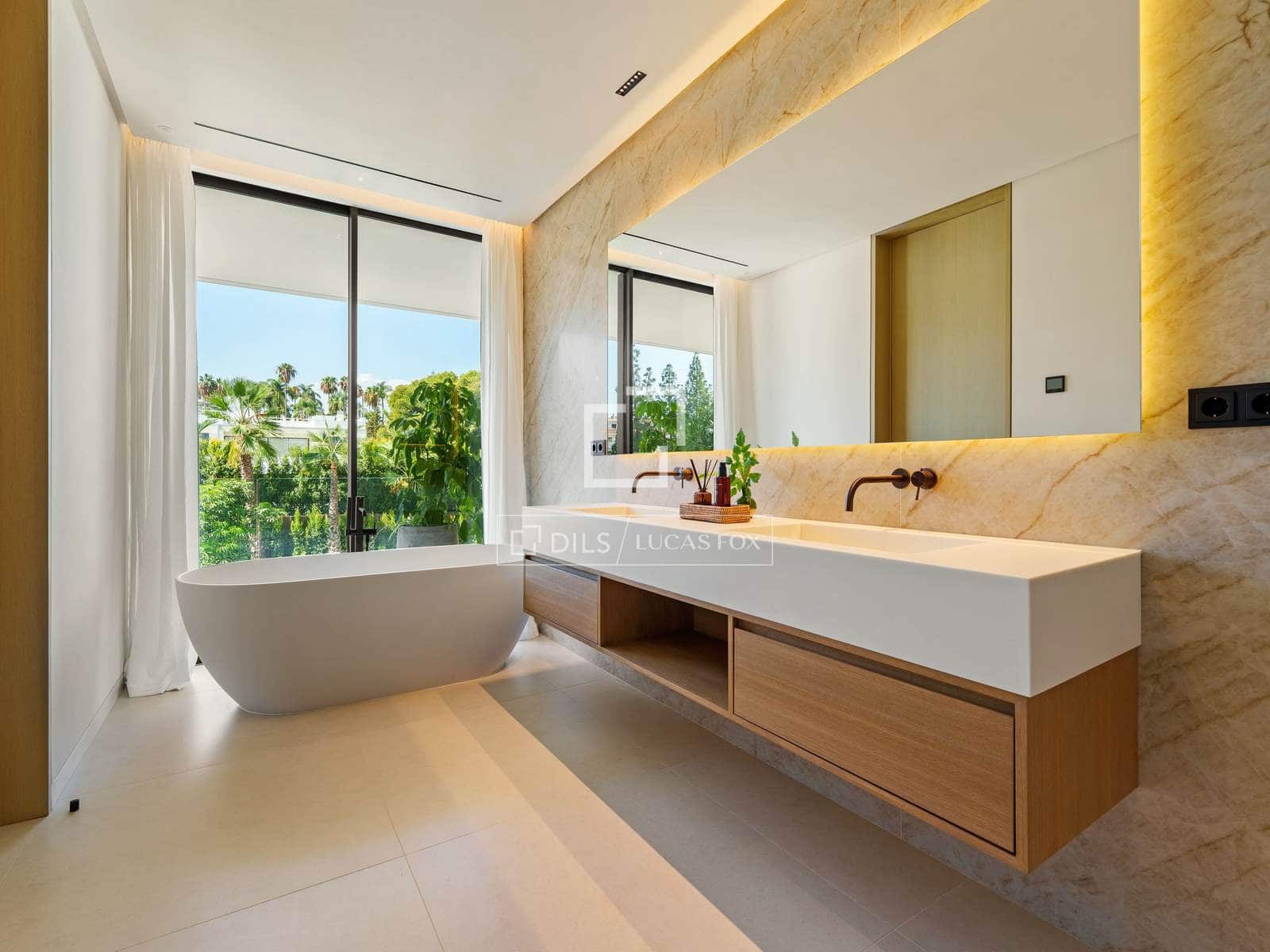 5 slaapkamer Villa te koop in Marbella met zwembad garage - € 5.995.000 (Ref: 9964288)