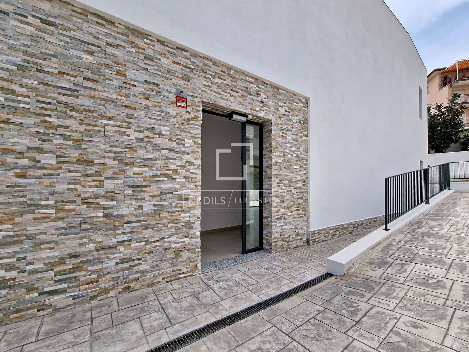 4 bedroom Villa for sale in Segur de Calafell with pool garage - € 780,000 (Ref: 9964289)
