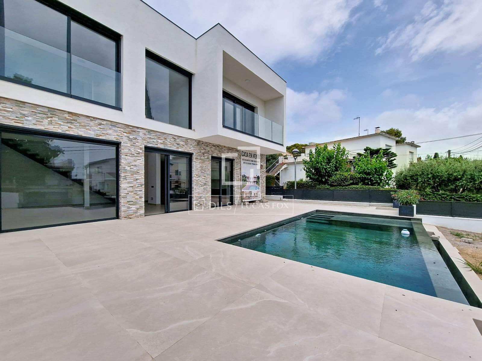 4 bedroom Villa for sale in Segur de Calafell with pool garage - € 780,000 (Ref: 9964289)