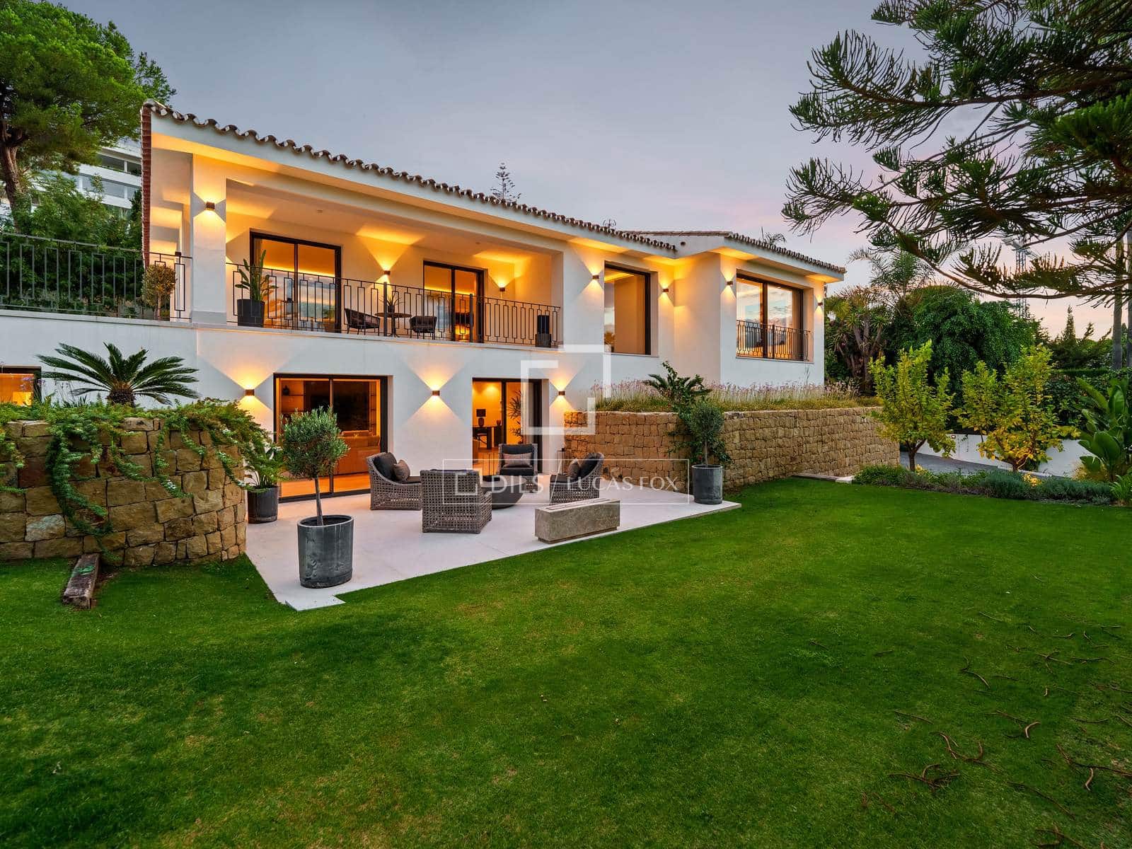 5 bedroom Villa for sale in Marbella with pool garage - € 5,950,000 (Ref: 9964412)
