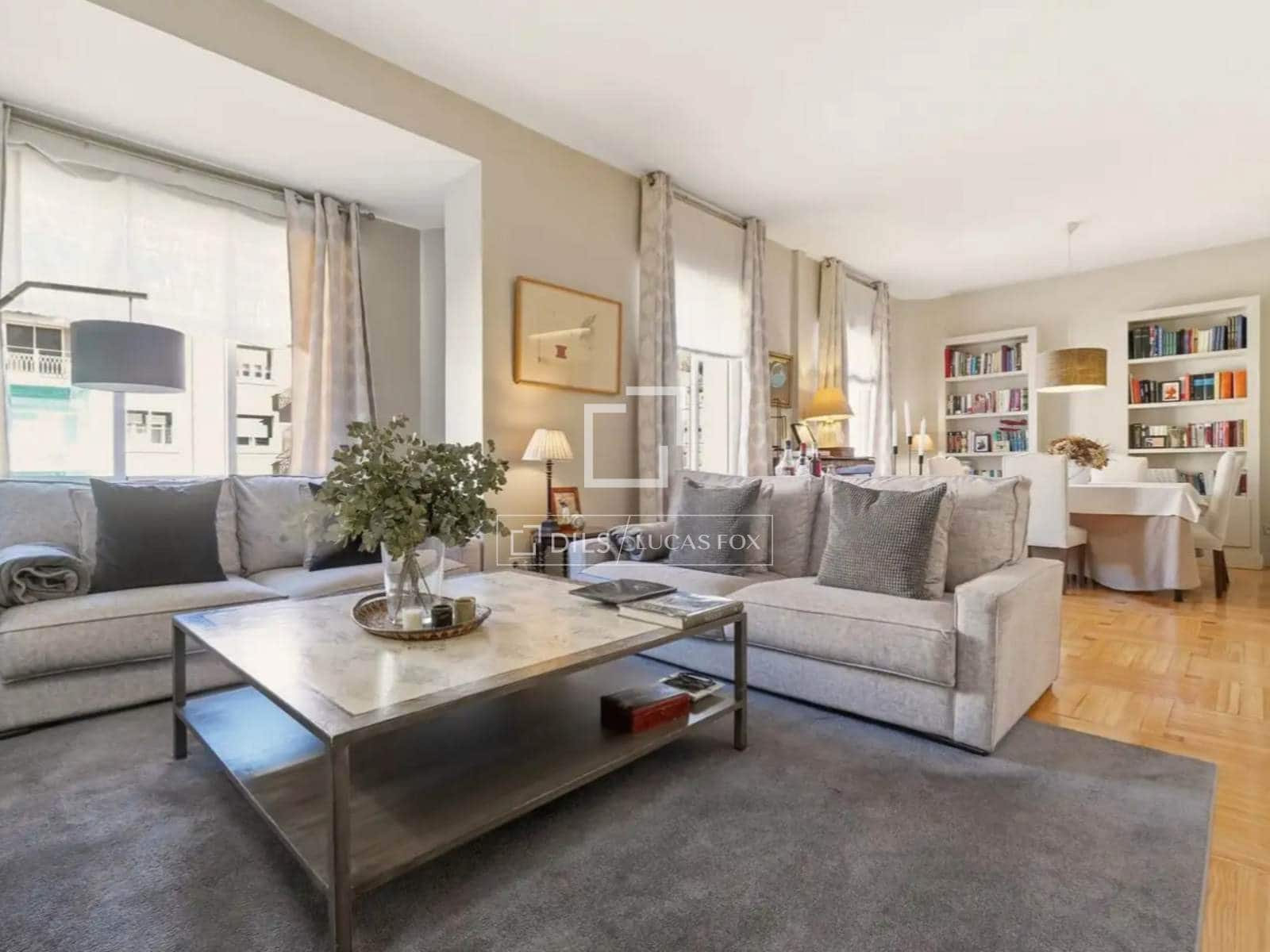 3 soveværelse Lejlighed til salg i Madrid by - € 1.780.000 (Ref: 9964413)