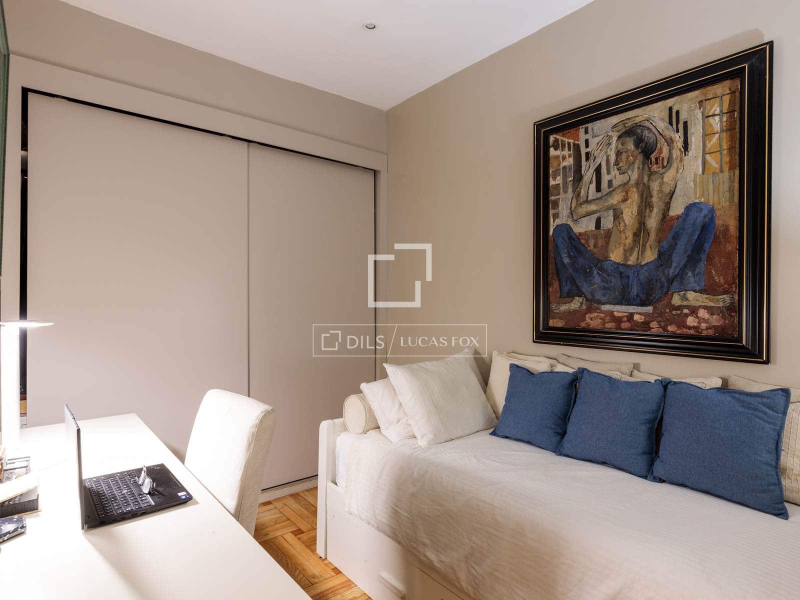 3 soveværelse Lejlighed til salg i Madrid by - € 1.780.000 (Ref: 9964413)