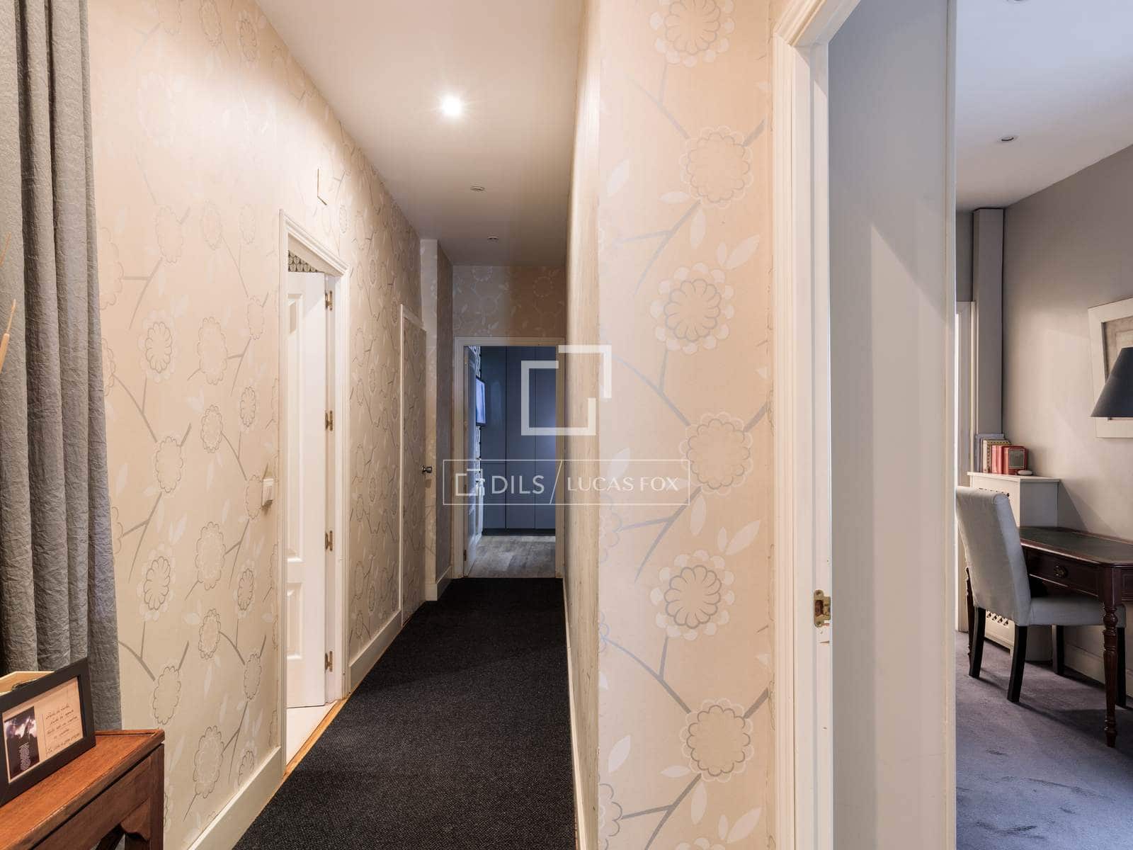 3 soveværelse Lejlighed til salg i Madrid by - € 1.780.000 (Ref: 9964413)