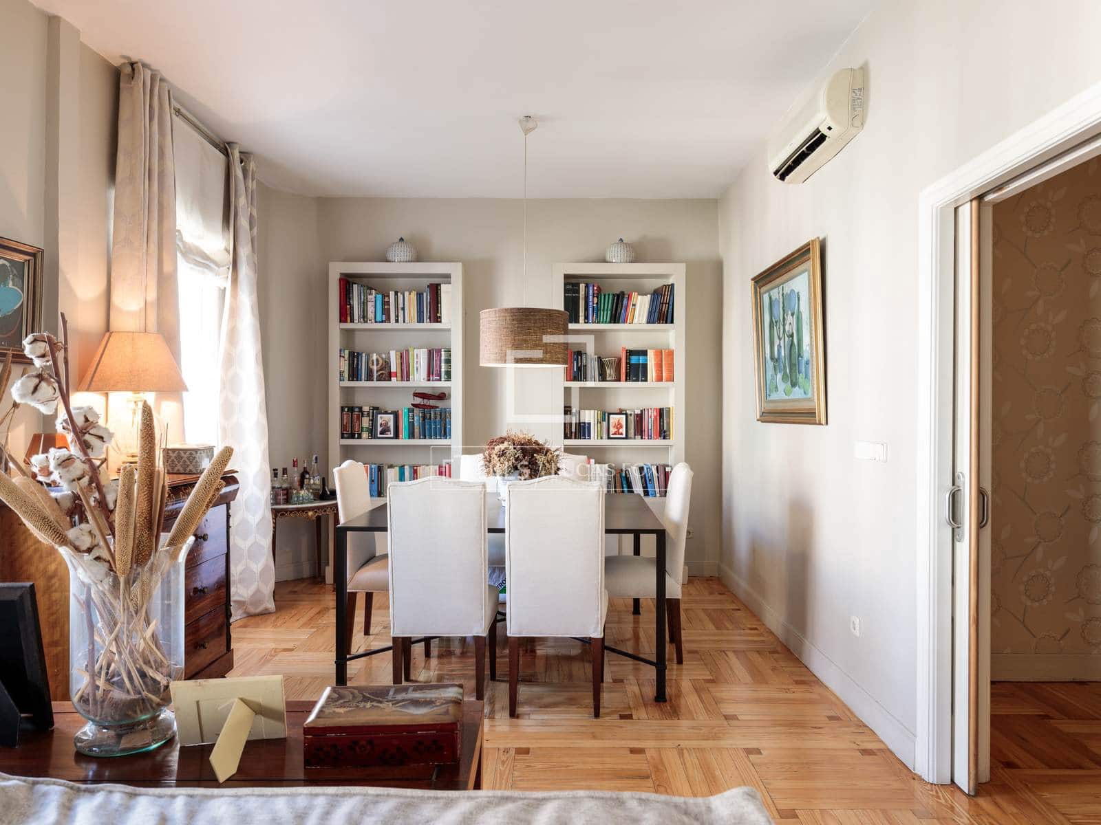 3 soveværelse Lejlighed til salg i Madrid by - € 1.780.000 (Ref: 9964413)