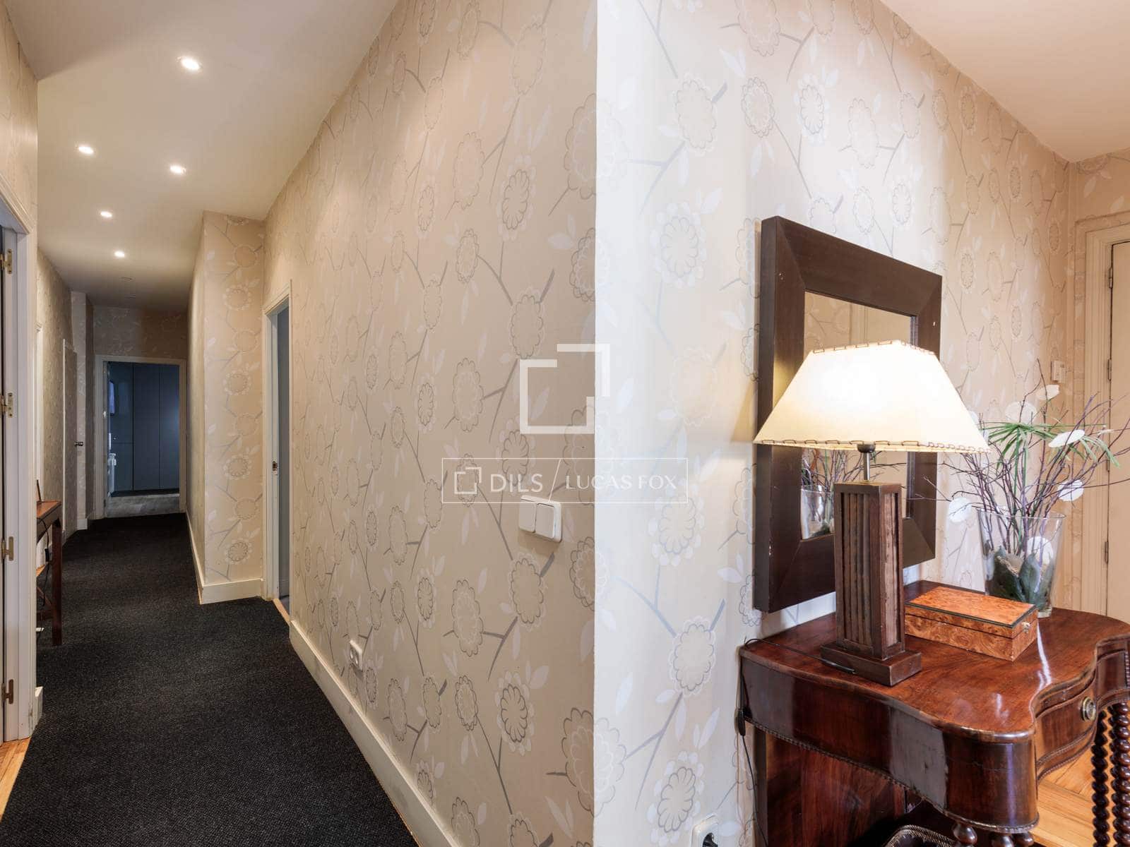 3 soveværelse Lejlighed til salg i Madrid by - € 1.780.000 (Ref: 9964413)