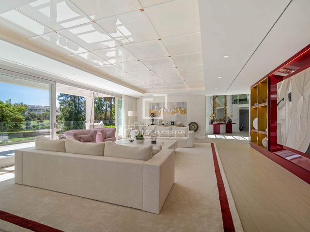 6 sovrum Villa till salu i Marbella med pool garage - 9 950 000 € (Ref: 9964500)