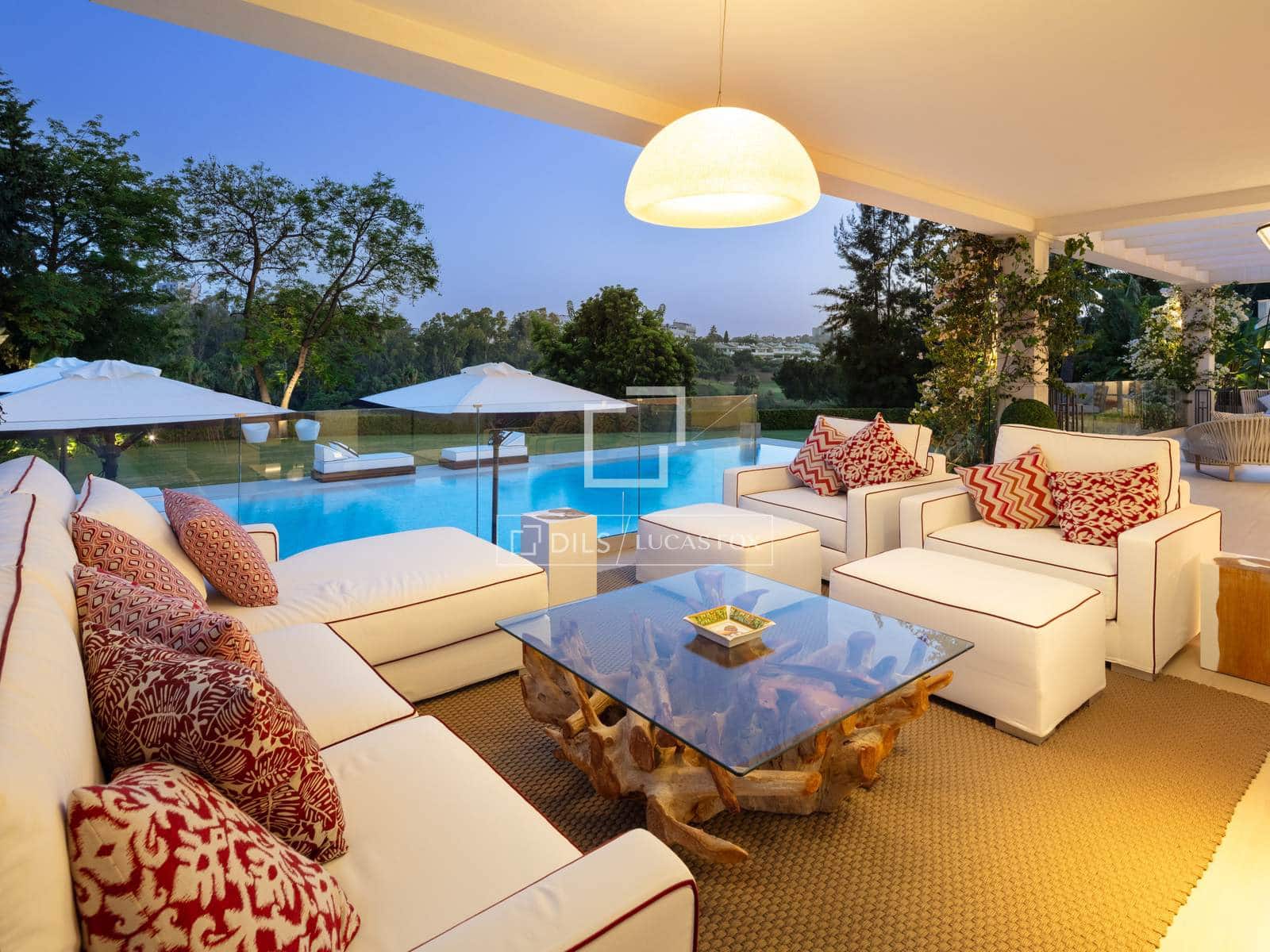 6 sovrum Villa till salu i Marbella med pool garage - 9 950 000 € (Ref: 9964500)