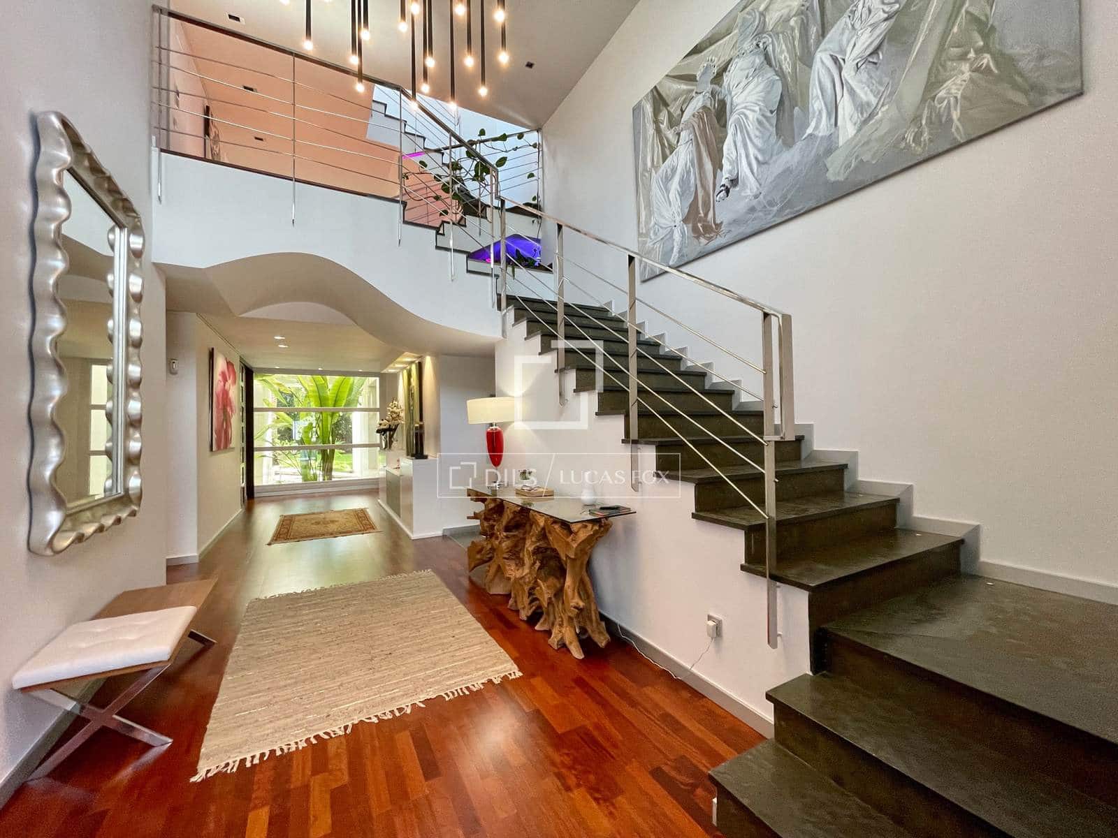 5 bedroom Villa for sale in Muchamiel / Mutxamel with garage - € 1,650,000 (Ref: 9965549)