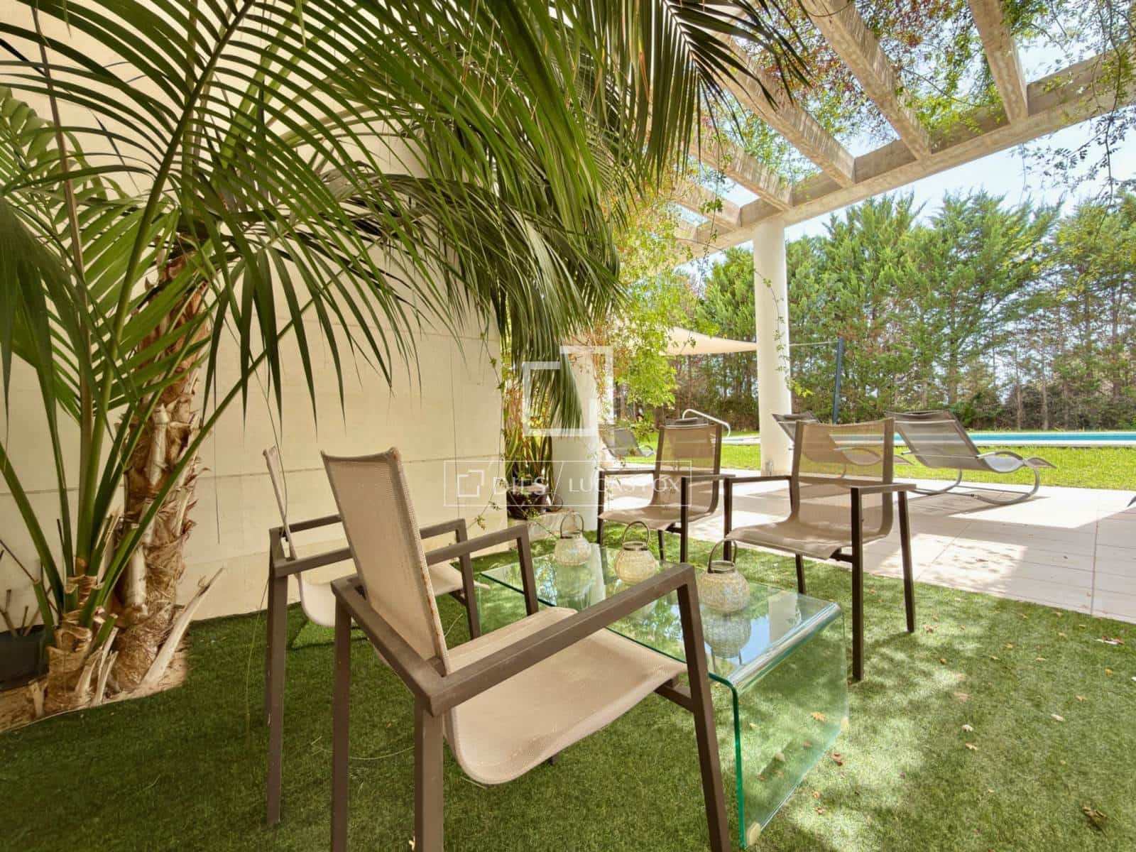 5 bedroom Villa for sale in Muchamiel / Mutxamel with garage - € 1,650,000 (Ref: 9965549)