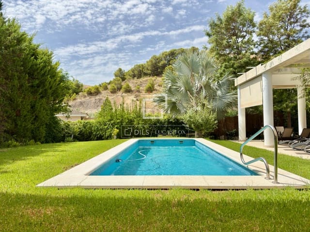 5 bedroom Villa for sale in Muchamiel / Mutxamel with garage - € 1,650,000 (Ref: 9965549)