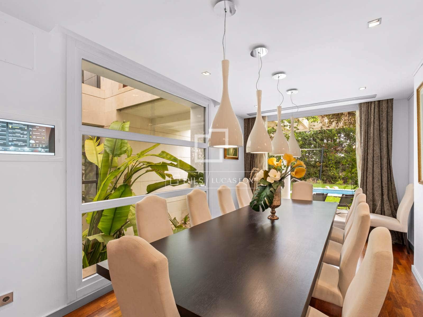 5 bedroom Villa for sale in Muchamiel / Mutxamel with garage - € 1,650,000 (Ref: 9965549)