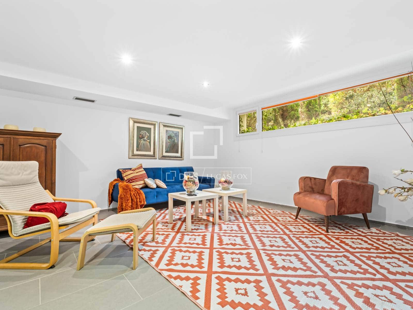 5 bedroom Villa for sale in Muchamiel / Mutxamel with garage - € 1,650,000 (Ref: 9965549)