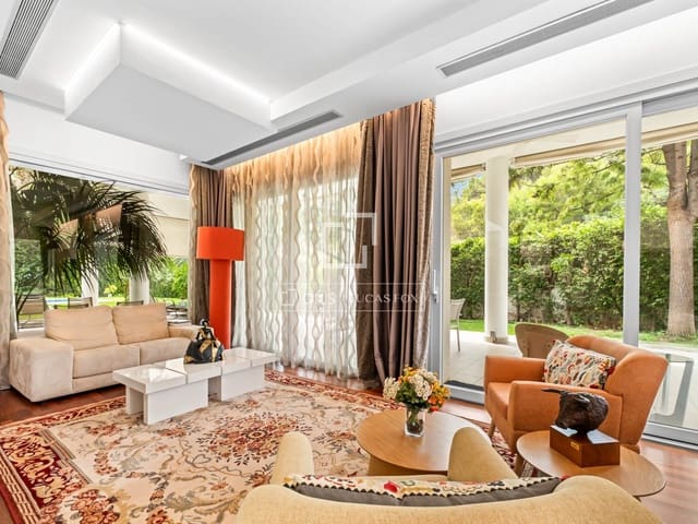 5 soveværelse Villa til salg i Muchamiel / Mutxamel med garage - € 1.650.000 (Ref: 9965549)