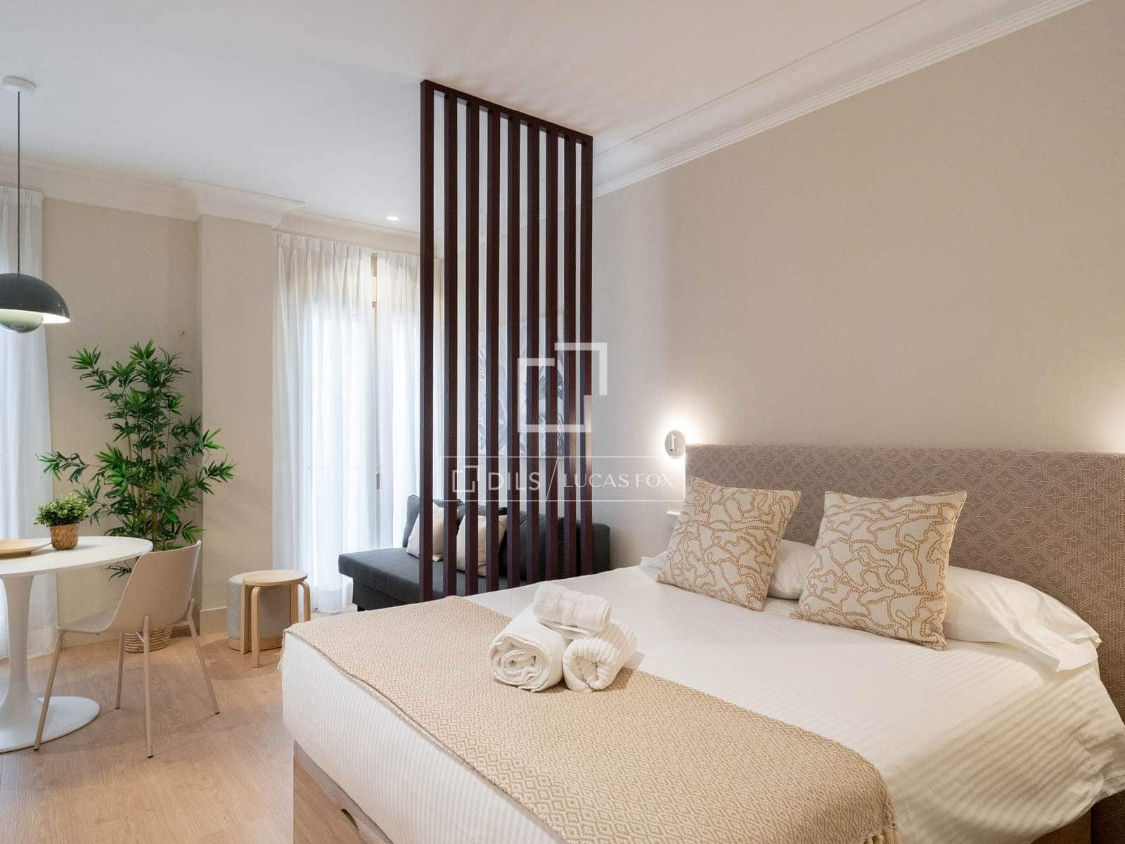Leilighet til leie i Madrid by - € 2 000 (Ref: 9965552)